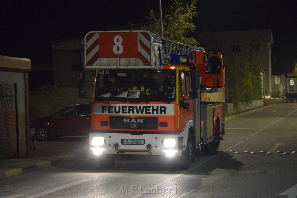 Feuer 2 AVG Koeln Rath Heumar Wikingerstr P107.JPG - Miklos Laubert